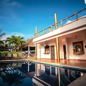 Hotel Boutique Skulls Landing, Isla Mujeres